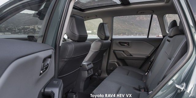 TOYOTA RAV4 2.5 PHEV CVT E-FOUR - 29 
