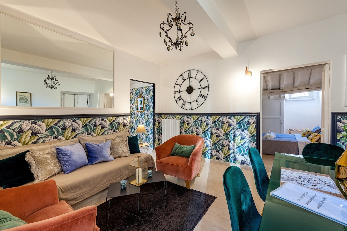 Trevi Fountain cool penthouse Apartment IREX gallery image 4