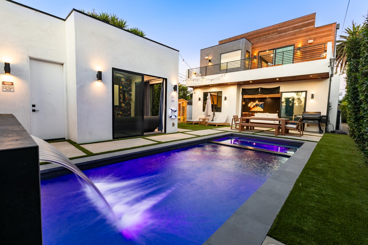 Venice Dream House! Heated Pool/Sauna & Movie Room