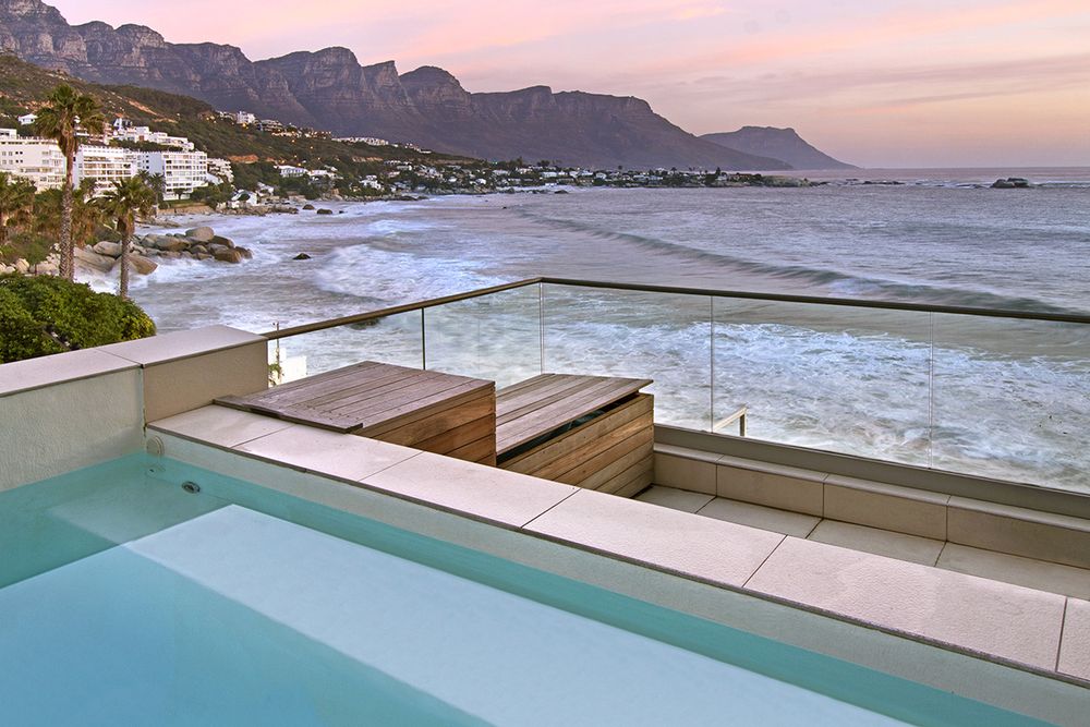 Photo 1 of Clifton Views accommodation in Clifton, Cape Town with 3 bedrooms and 3 bathrooms