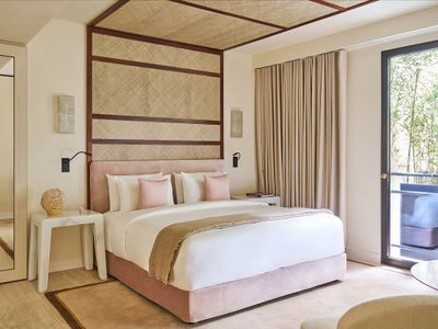 Maison Travertino by Maison Senato