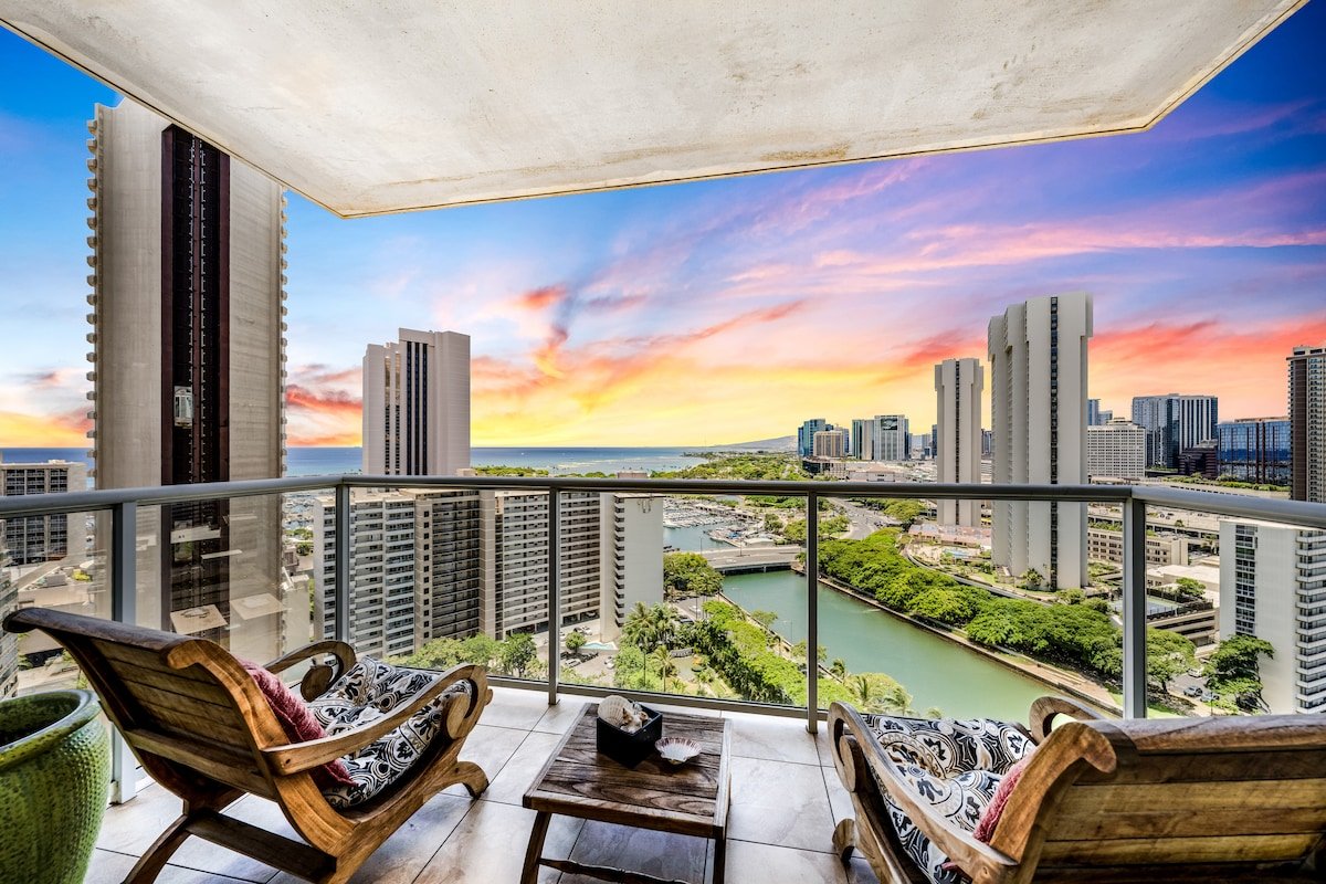 WM 2105 — Luxury 3BR/3.5BA • Oceanfront Views gallery image 2