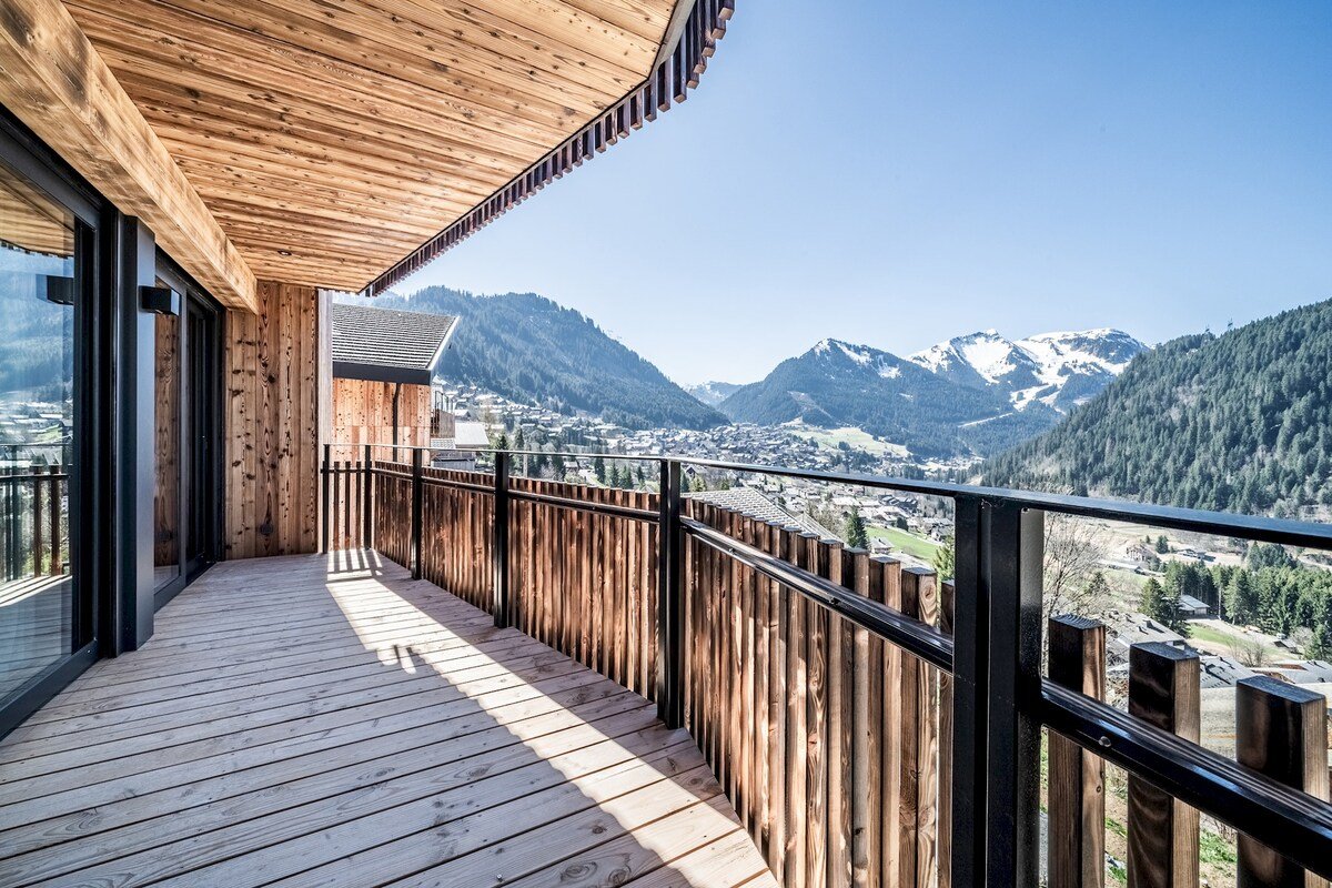 Jolimont – Elegant Alpine Chalet in Châtel gallery image 5