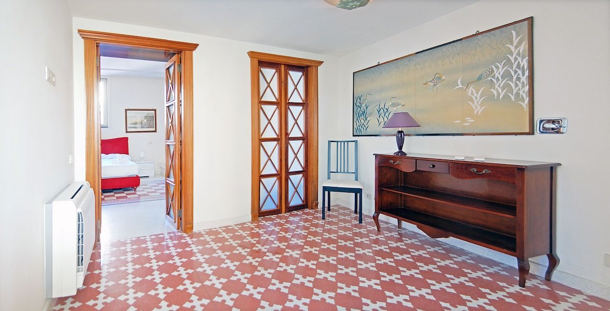 Navona-Campo de’ Fiori Penthouse with 2 balconies gallery image 5