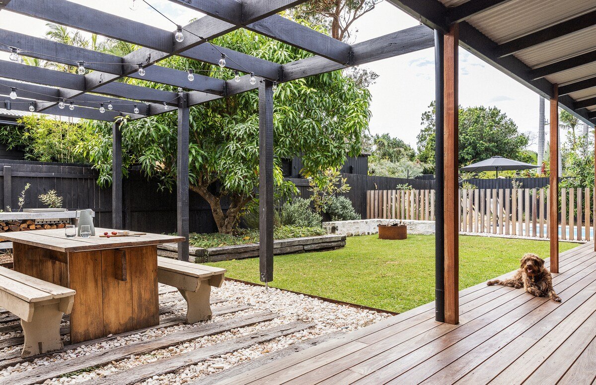 Californian Bungalow with Pool gallery image 3