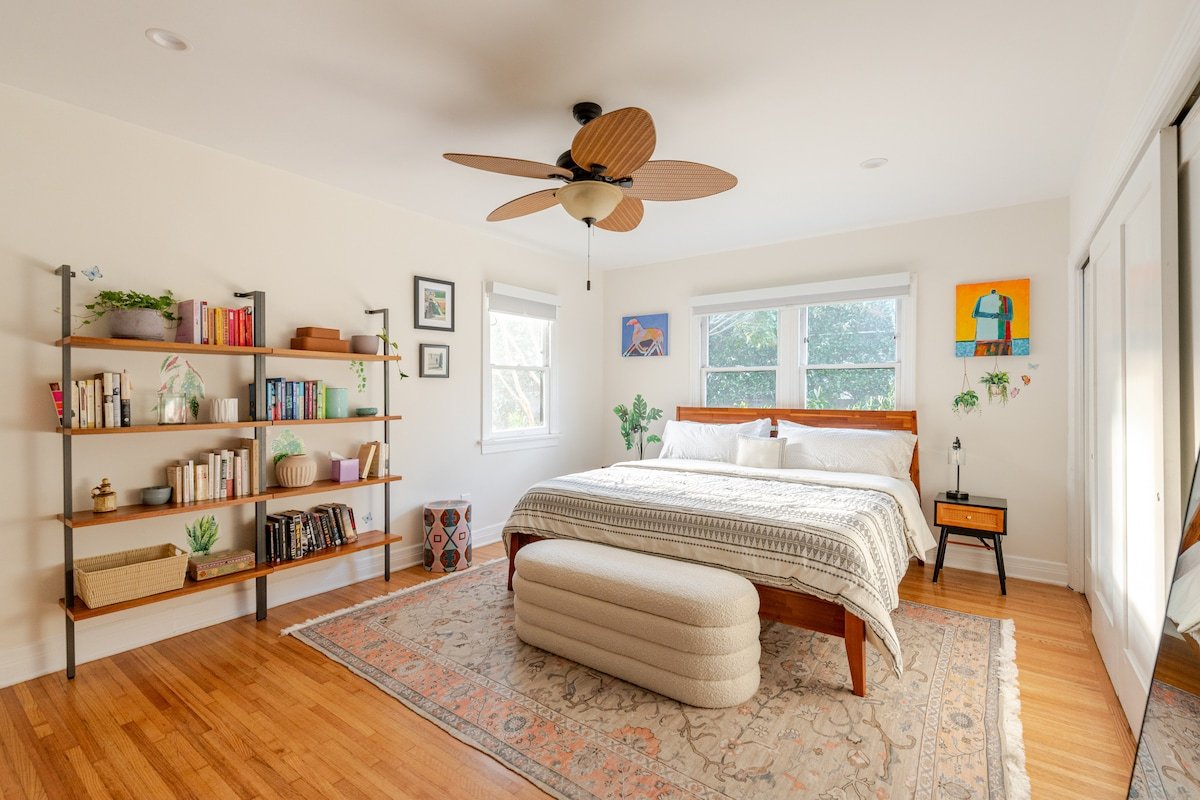 Dreamy Cali Cottage w/ Pool gallery image 5