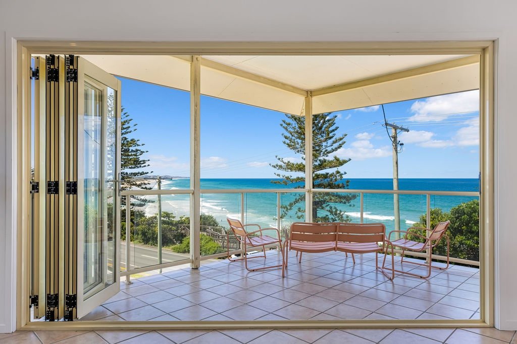 Iconic Beach Double Apartment gallery image 2
