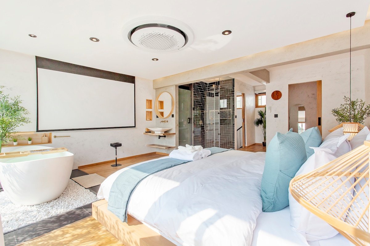 Japanese Muji Loft gallery image 3