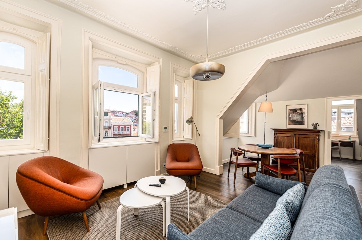 Deluxe 2 Bedrooms Apartment Penthouse- 6pax-100m2 gallery image 3