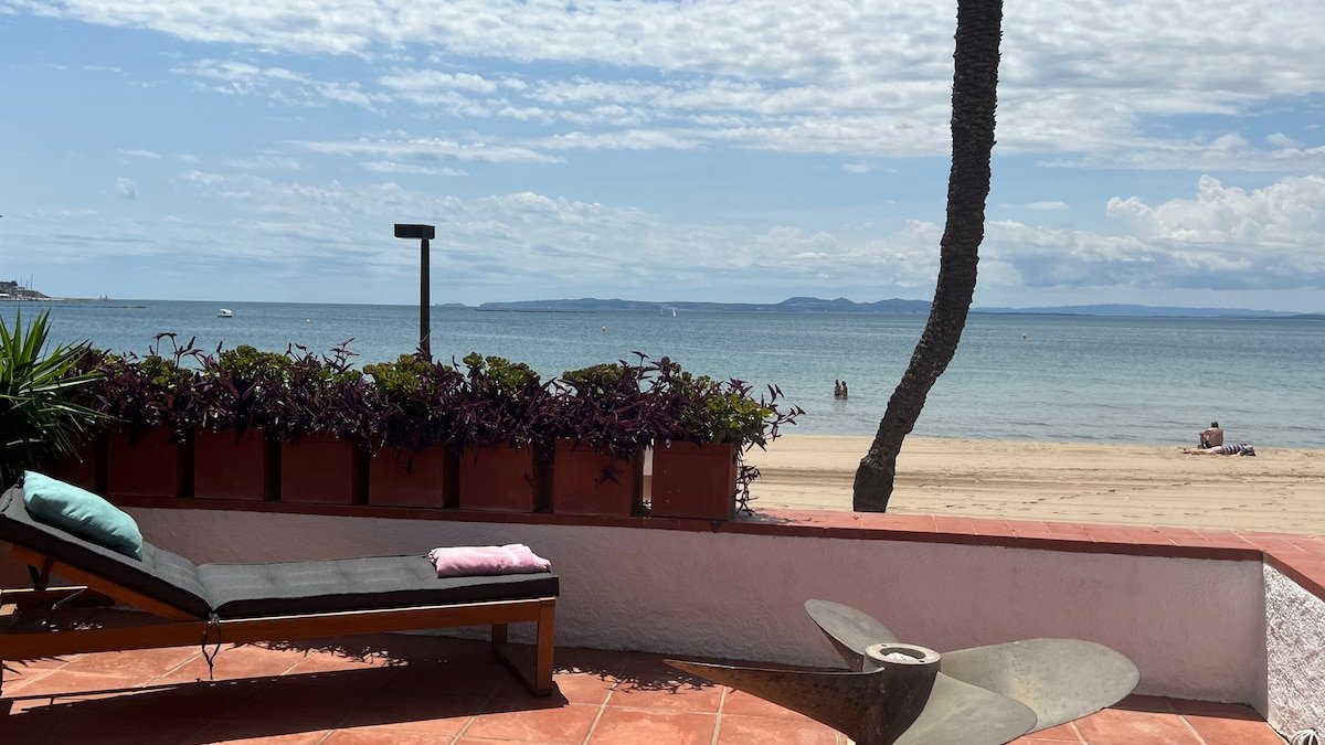 Fantástico chalet a pie de playa gallery image 2