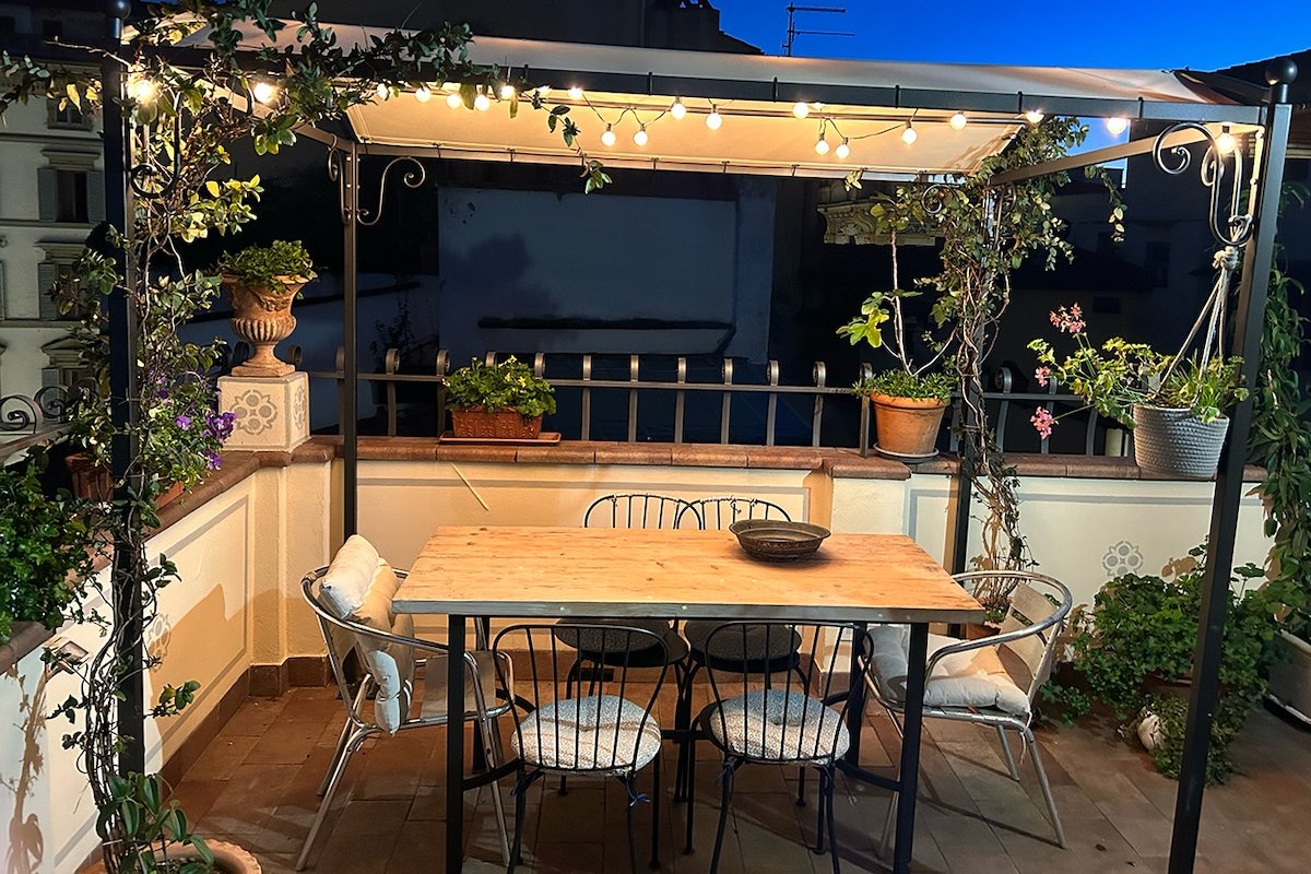 Florence Duomo Penthouse with terrace gallery image 3