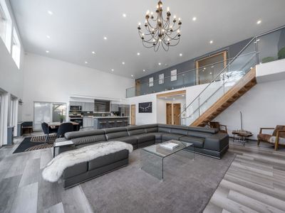 NEW! 2 acres of Private property w/ gate & hot tub