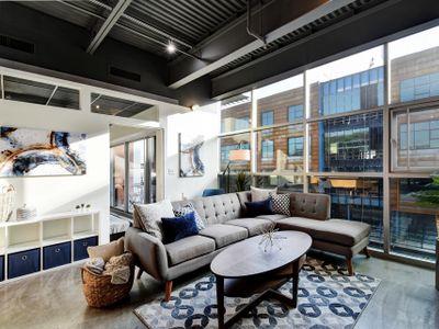 Group Travel Loft (x4) | Overlooking 6th Street