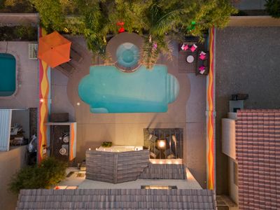 Vegas Oasis with Pool & Hot Tub