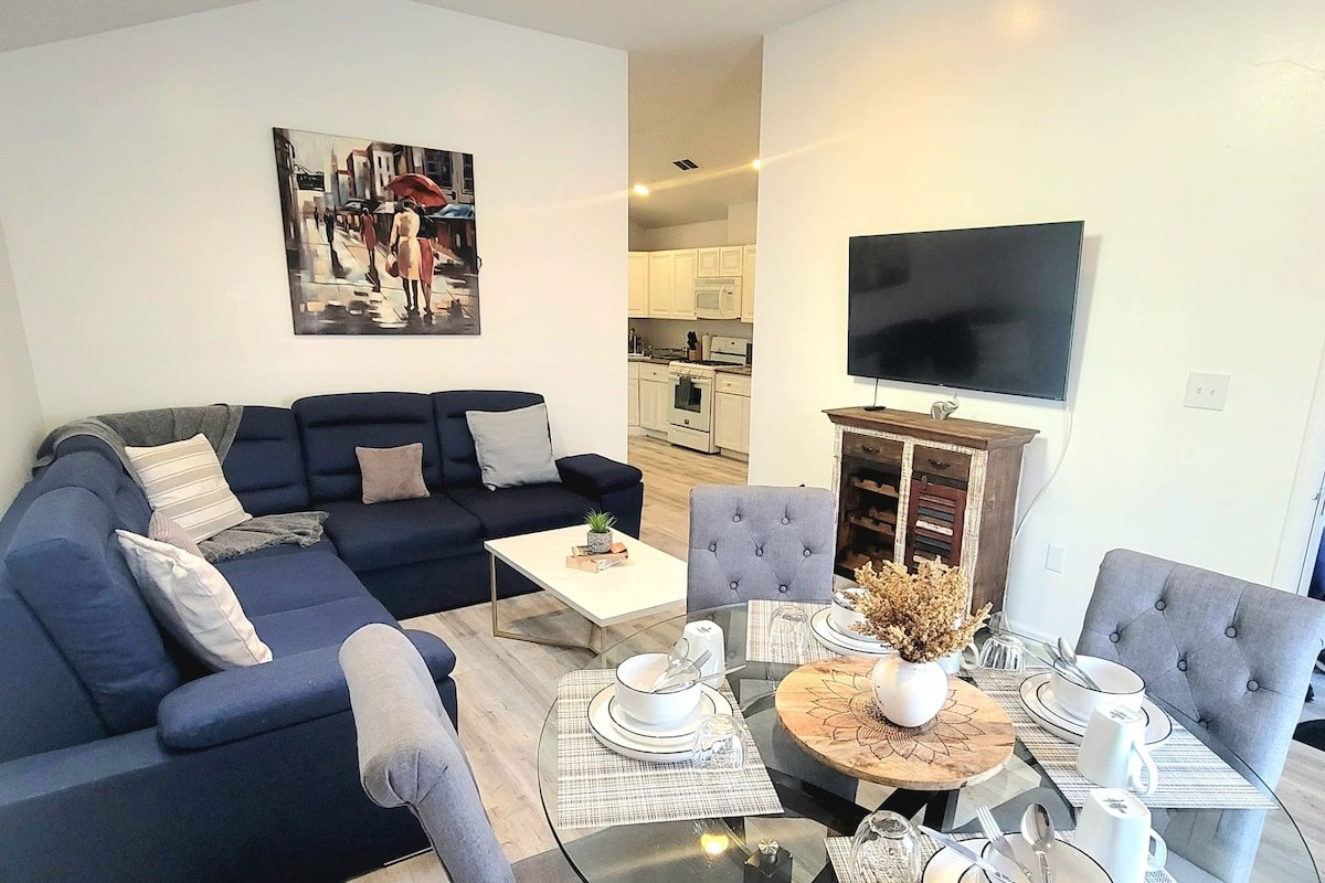 02 Flat Lux 10 Qbeds, 4 Fbaths, parking, 20 guests gallery image 3