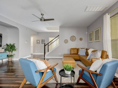 Huge 4000sqft Home ~Game Room~ Safe Neighborhood