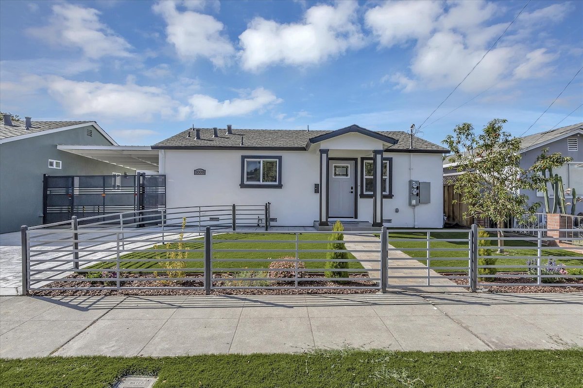 (a) 2 Separated Units, 2br/2ba each gallery image 4