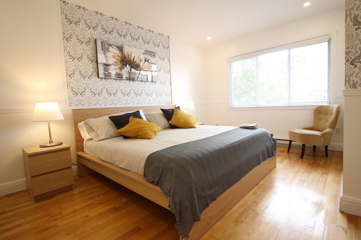 Luxueux – deco moderne, Rosemont 3 chambres gallery image 3