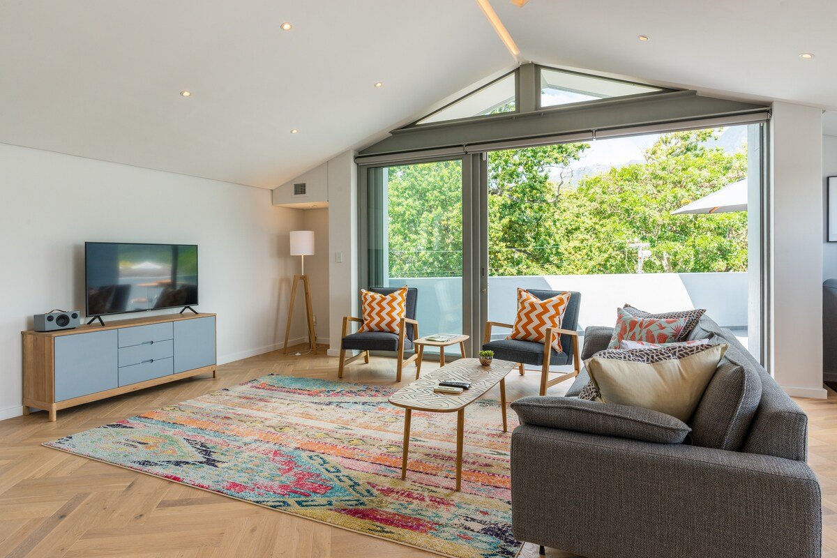 The Loft Apartment – 4 Oakdale Rd gallery image 3