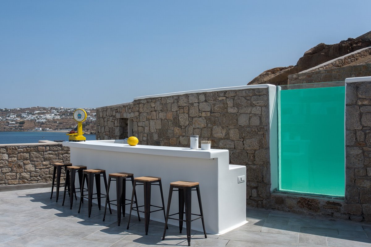 Sapphire 6ΒR Ηot Tub&Pool Ornos