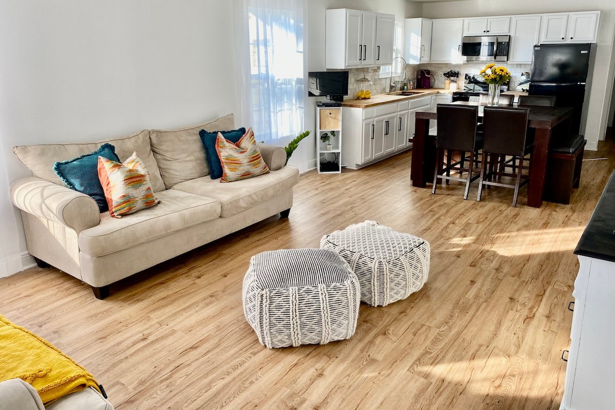 Solitude at St. Roch gallery image 3