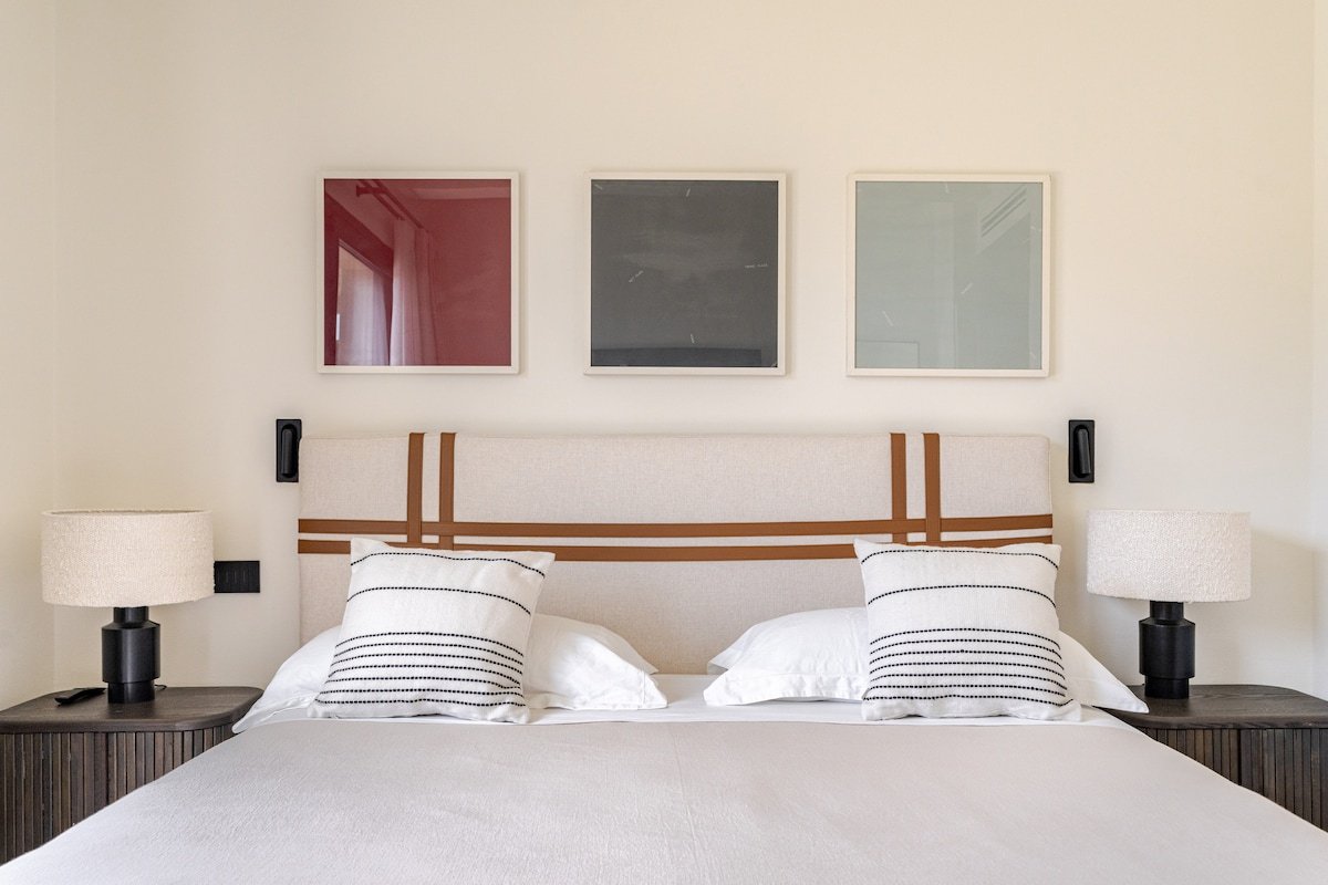 Panoramic Villa With Hot Tub (3D) gallery image 3