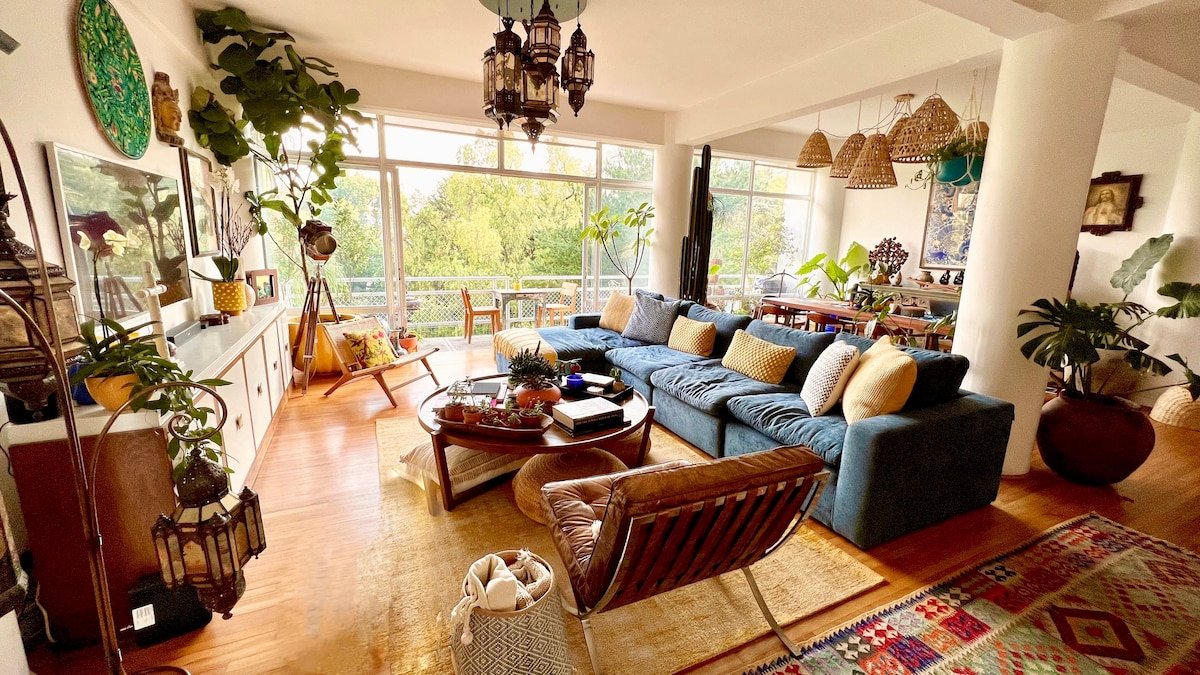 MAGICAL ARTIST SANCTUARY IN BEST PART OF POLANCO gallery image 2