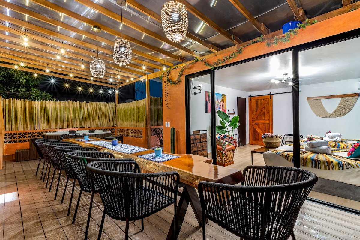 Grand Condesa Villa 5 Bedroom Rooftop w/AC 16Pax gallery image 4