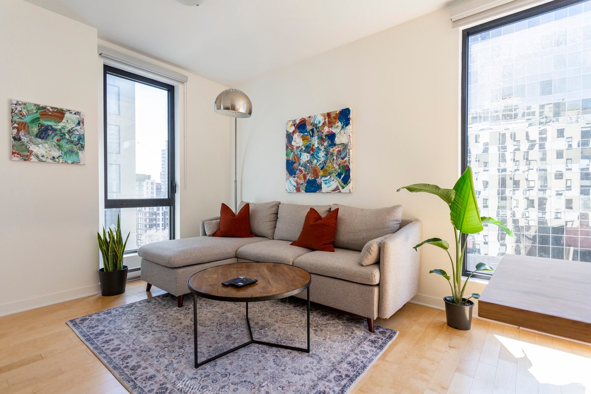 Free Indoor Parking – Old Montreal