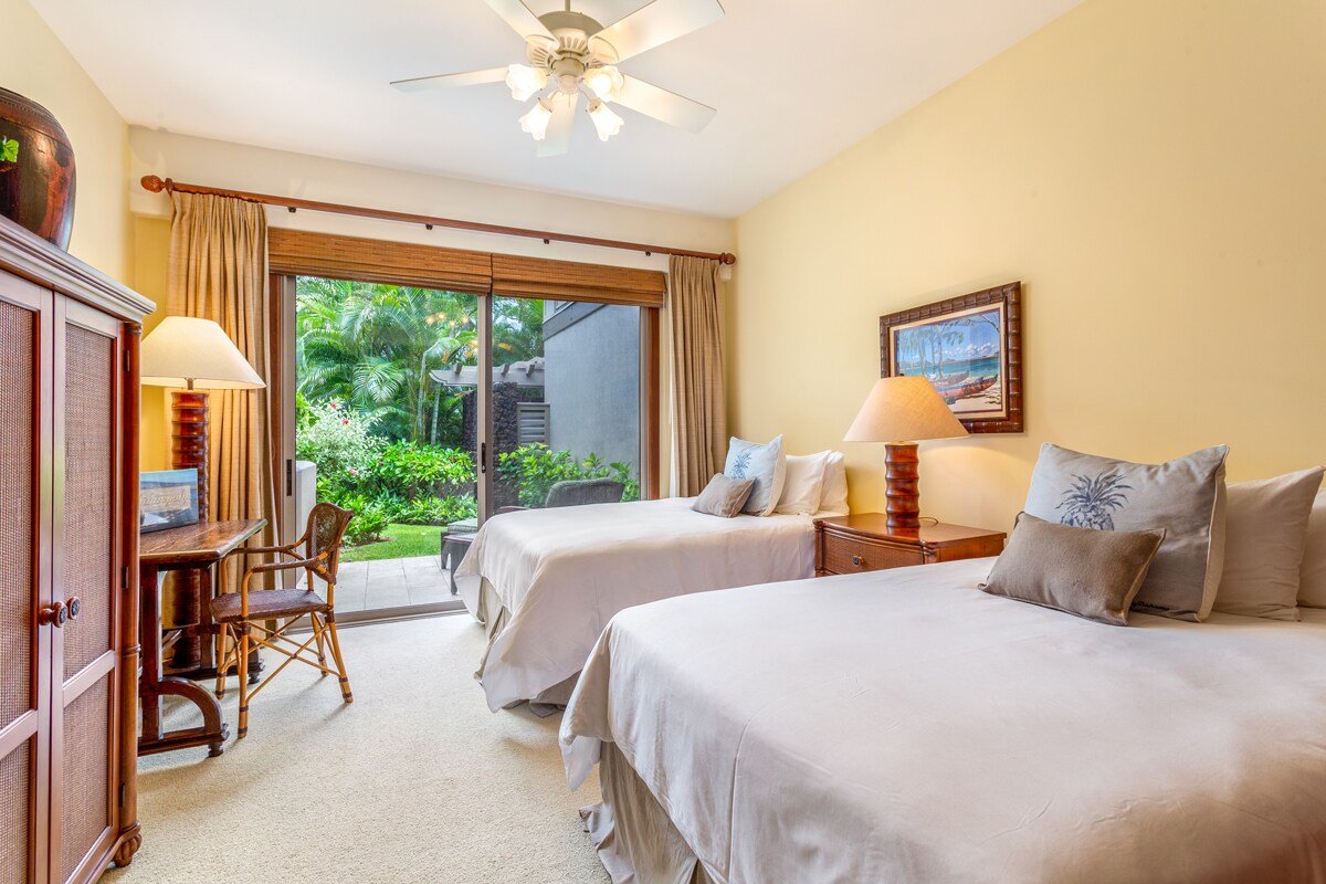 Ke Alaula Villa 232B – Vibrant Ocean Views gallery image 2