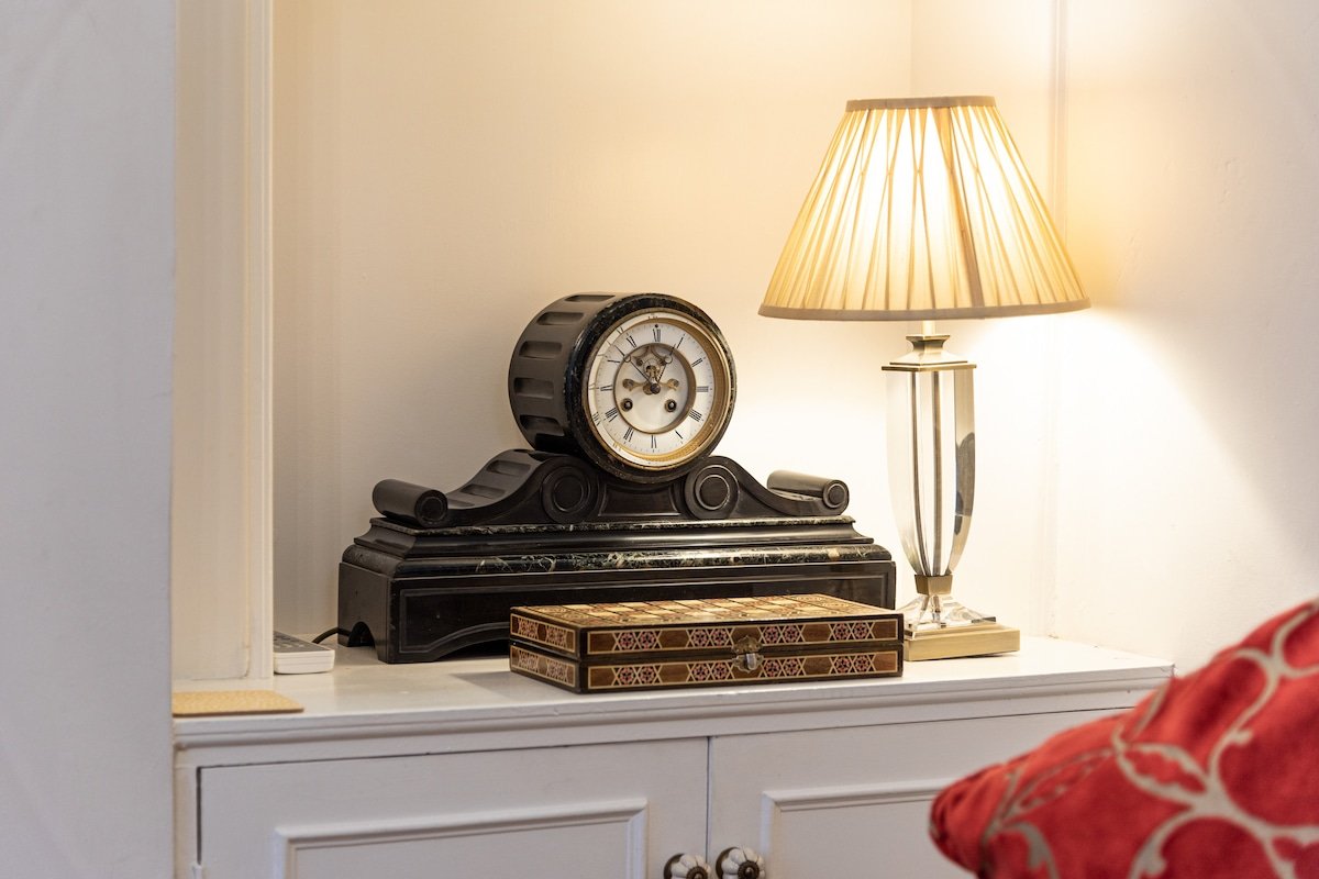 Stunning haven for 6 guests in the heart of London gallery image 4