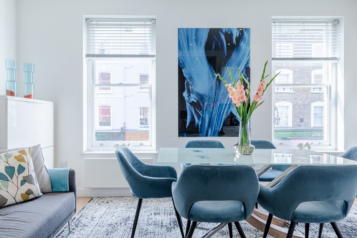 Off Oxford St: LUXxO Friends+Couples Design House gallery image 4