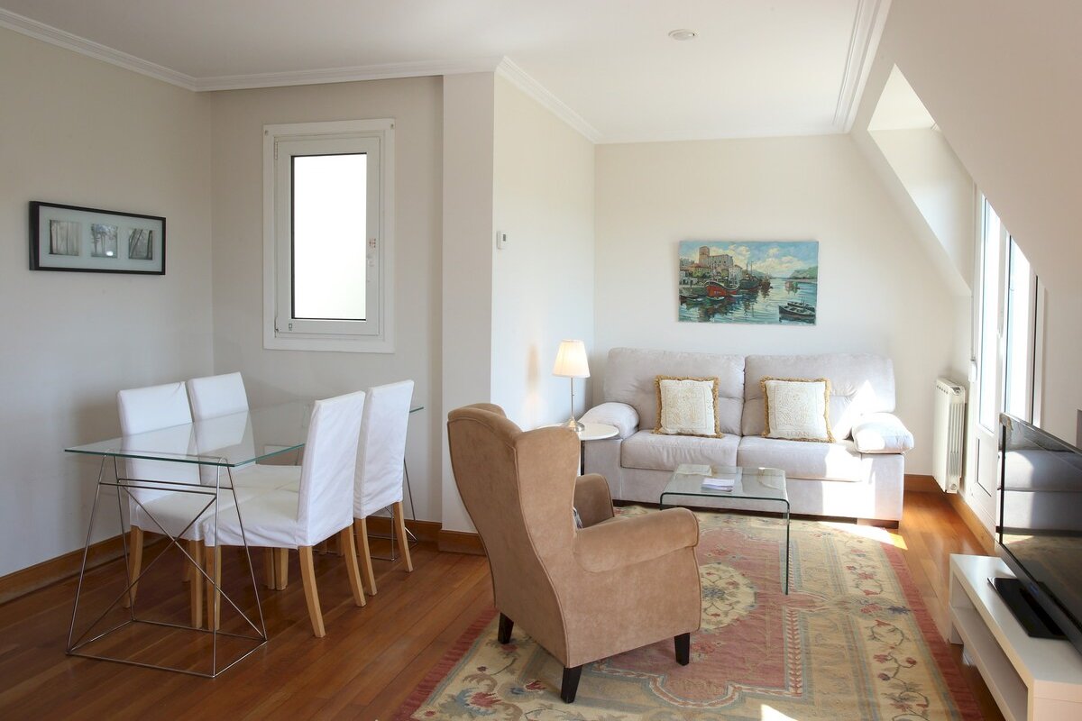 Centenario, amplias terrazas y vistas. gallery image 3