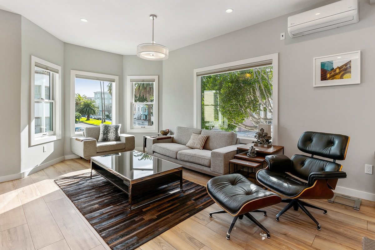 Completely Renovated 2BR 2BA on Dolores St corner gallery image 2