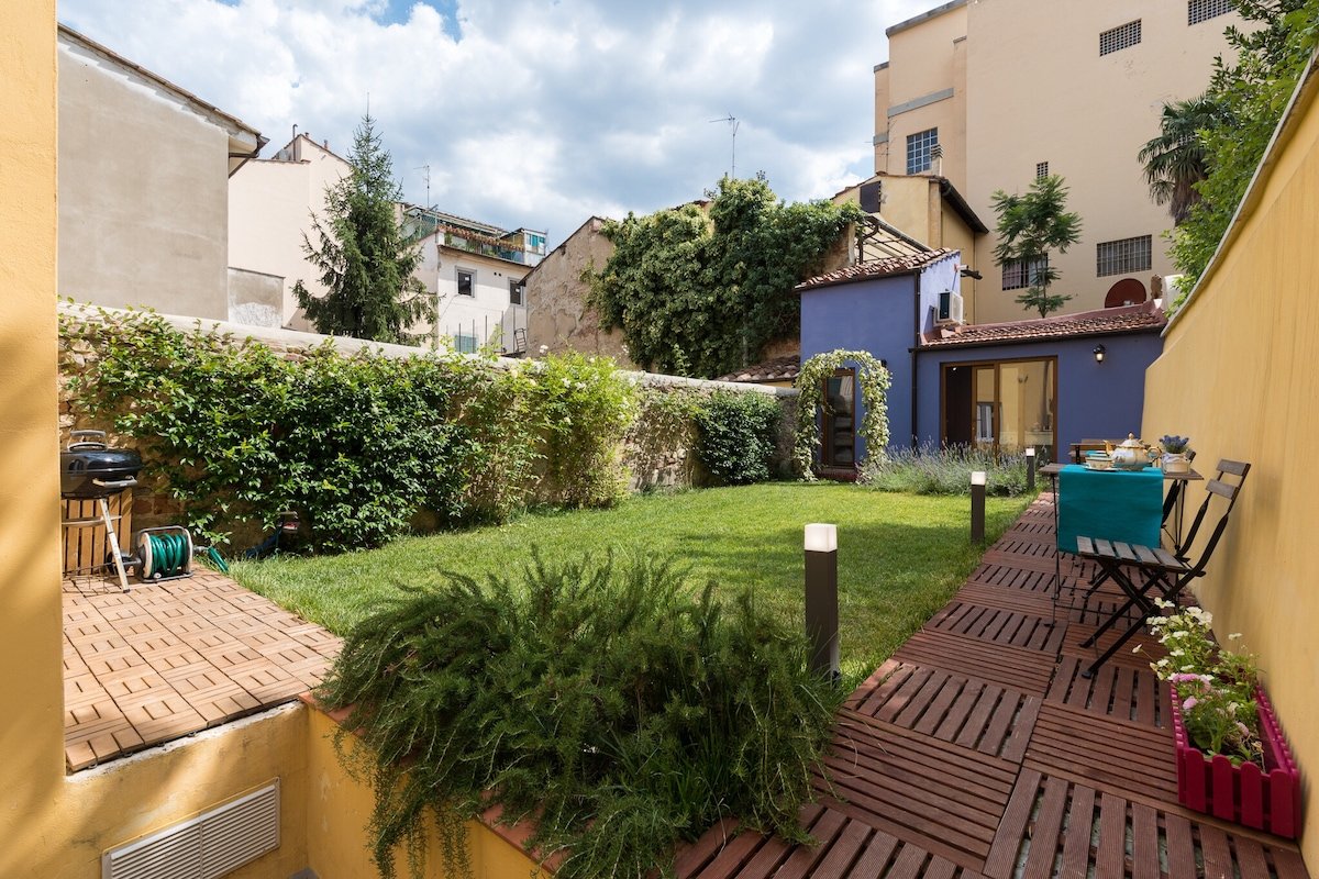 SCALA GARDEN entire house gallery image 2