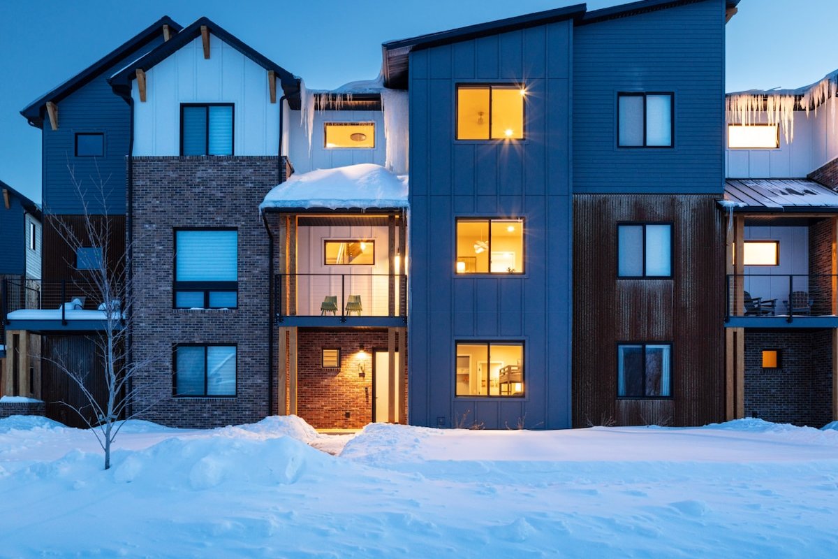 Luxury Mountain Views Downtown Bozeman