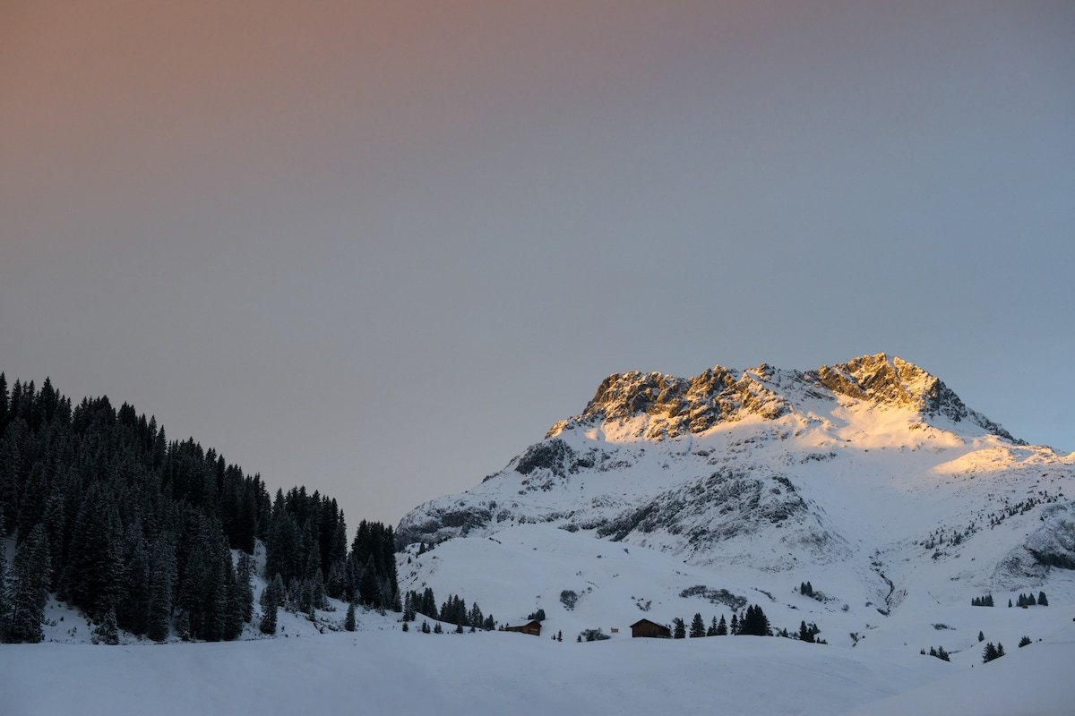 Chalet 1597 gallery image 2