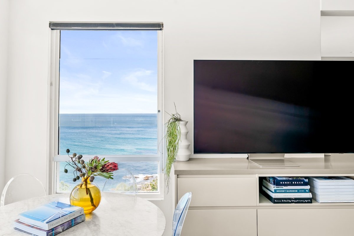 Breathtaking Bondi VIEWS gallery image 3