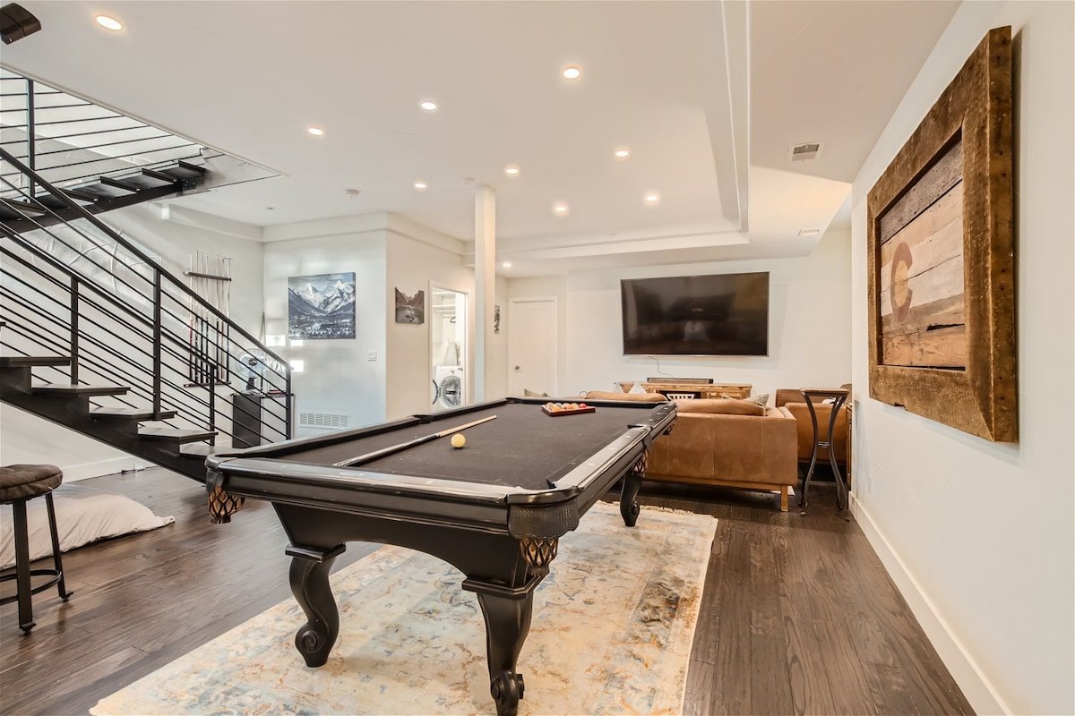 Pool Table I City Park I RiNo I Sleeps 13 gallery image 5