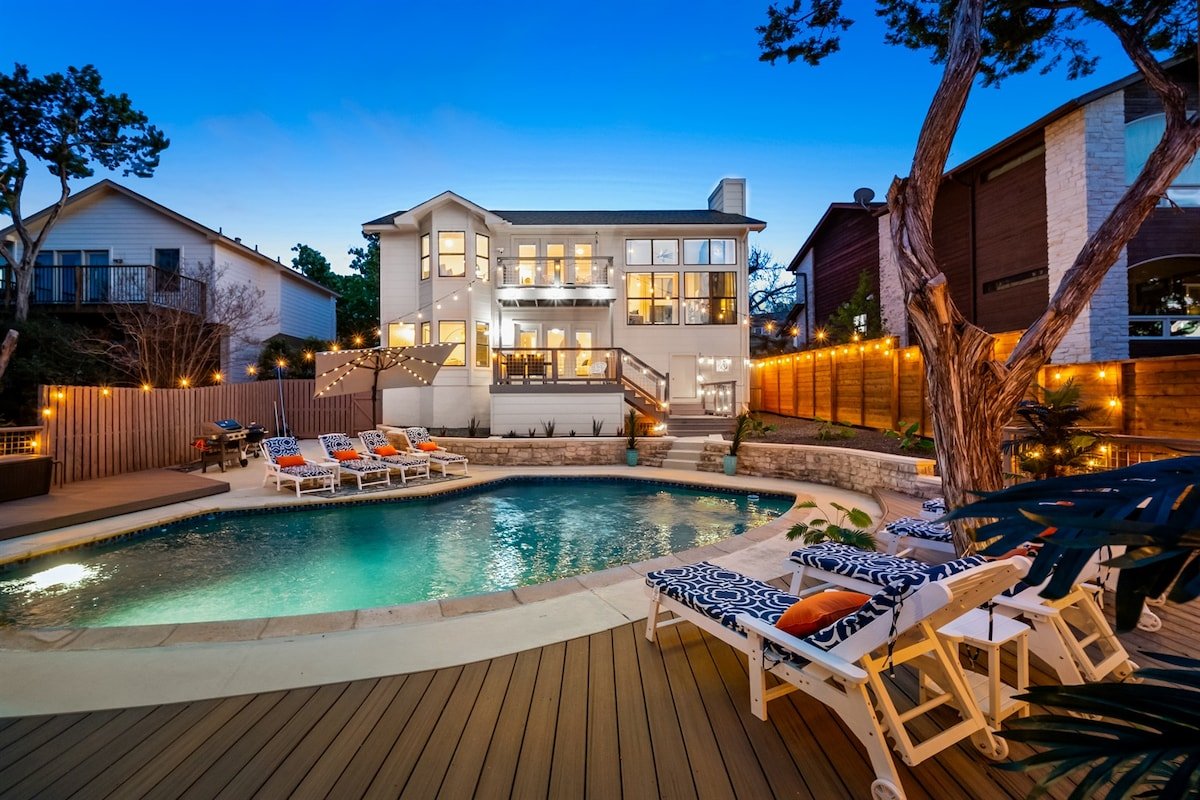 Misty Hill ~Best View in Austin~ Luxury Pool Oasis gallery image 2