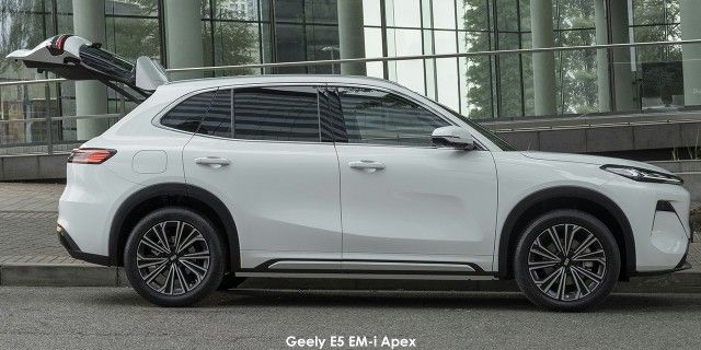 GEELY E5 EM-i APEX (PHEV) - 1 