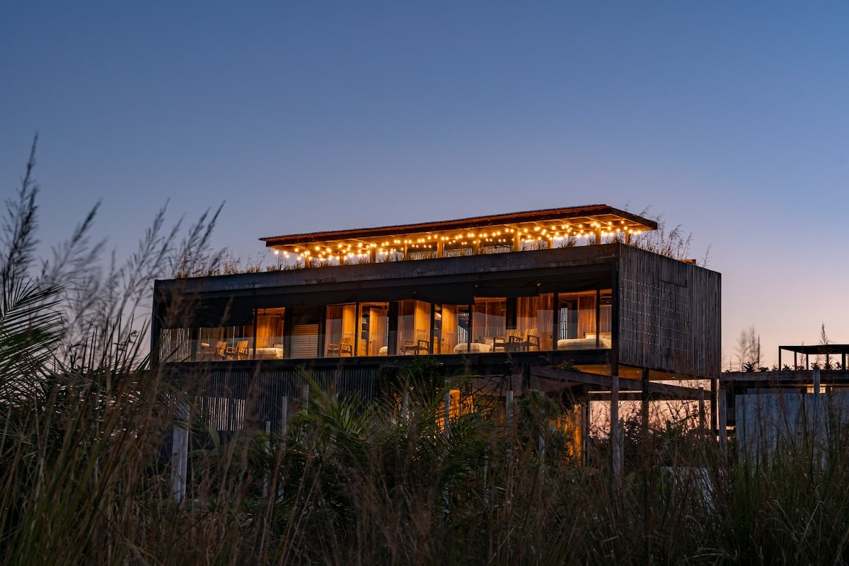 Tropical Modern Luxury 4BR Seabird Villa with Pool gallery image 2