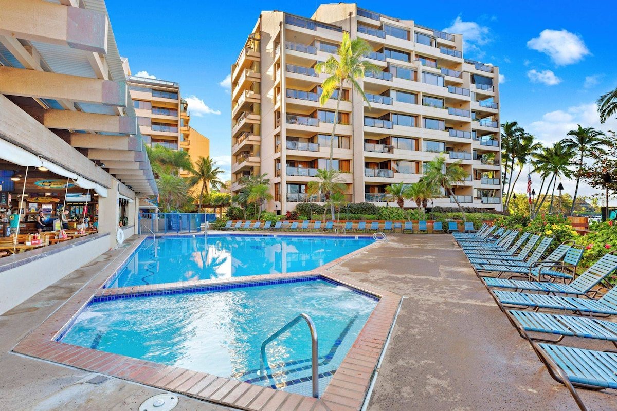 Maui Beachfront Condo Lahaina gallery image 2