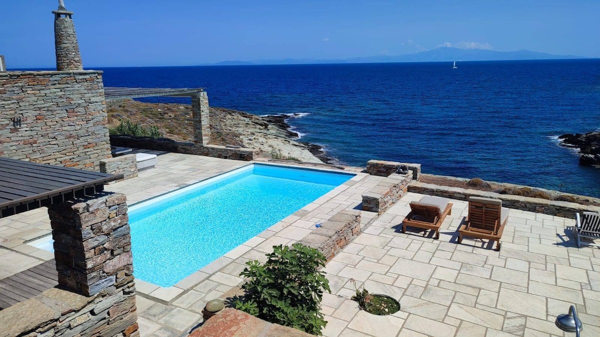 Waterfront villa with private pool and seaview gallery image 4