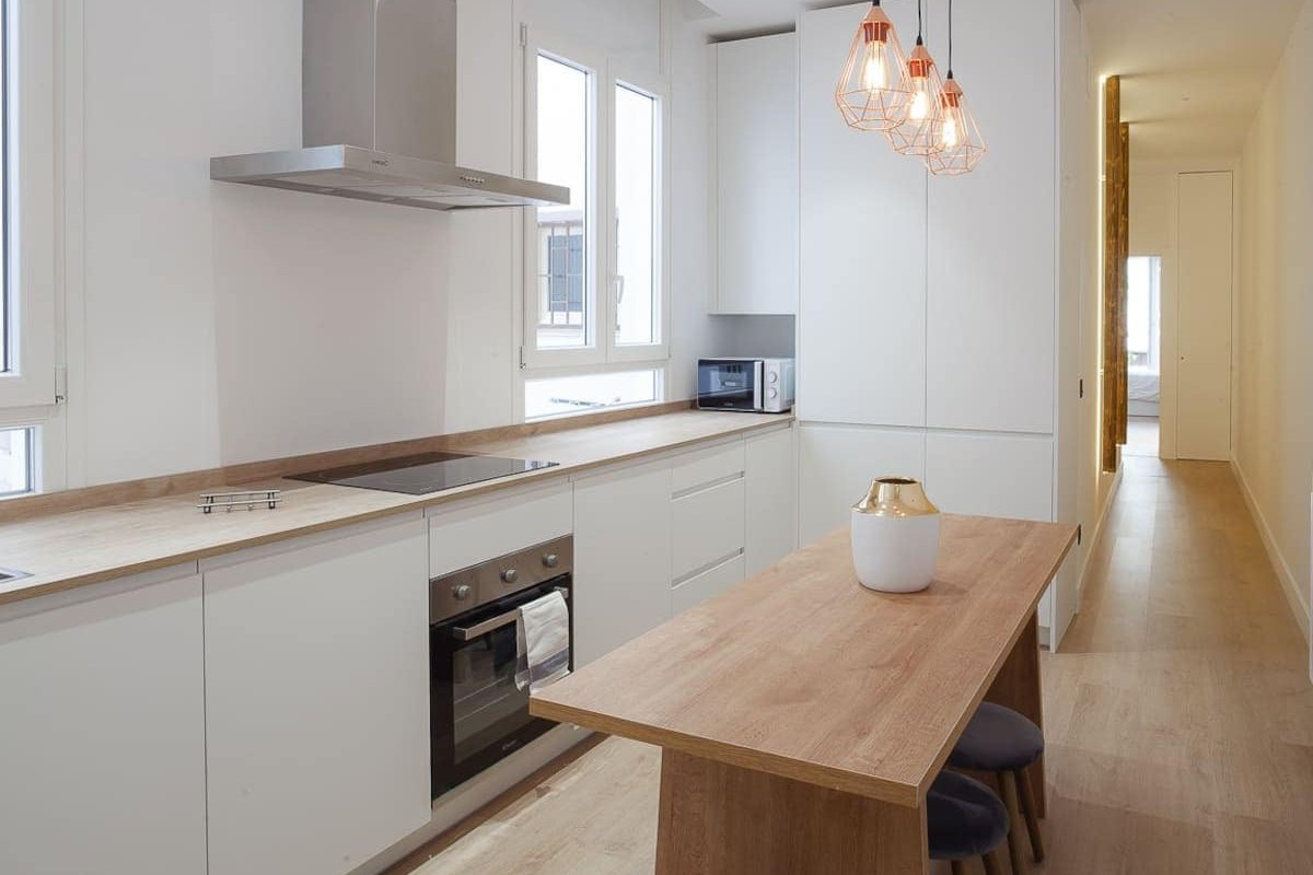 Chueca 12 Pax – 5 Bedrooms/ 5 Baths gallery image 3