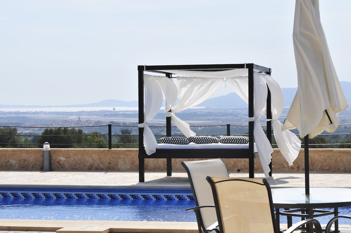 Villa de lujo con piscina, BBQ, pista de tenis,Gym gallery image 5