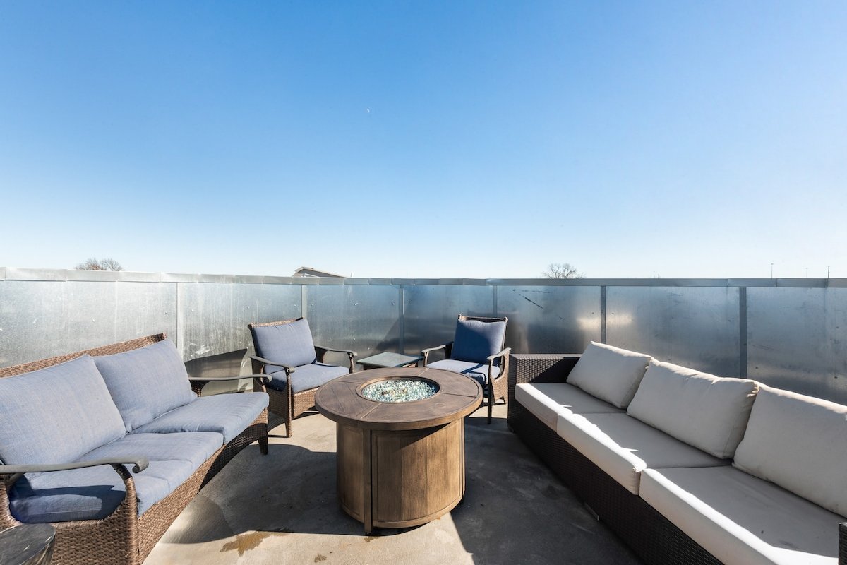 Unique Round House •Design Forward• Modern Luxury gallery image 3