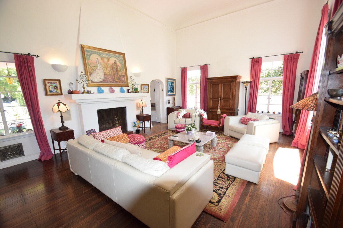 Beverly Hills Celebrity Home 1 gallery image 3