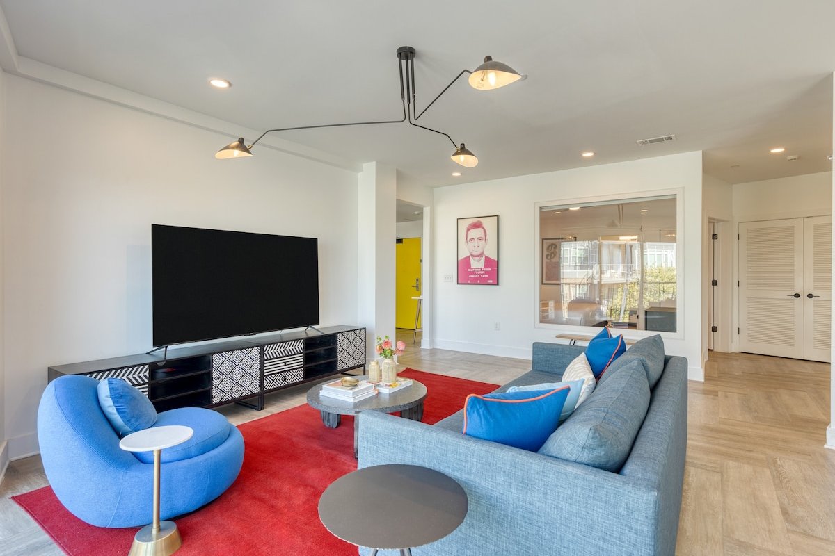 The Carter by AvantStay | 5th Floor, 15 Bedrooms gallery image 2