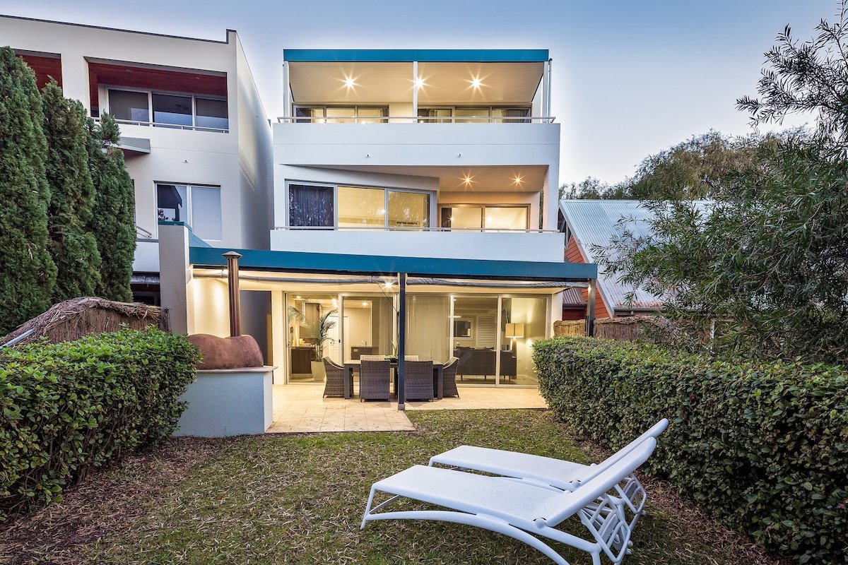 Azure—Beachside Resort Escape for Groups gallery image 2